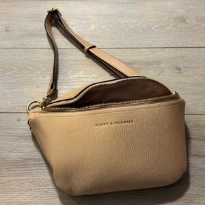 Poppy & Peonies Pebbled Crossbody - Tan